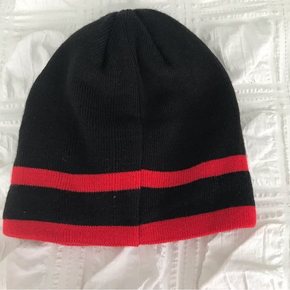 Spyder beanie hat. - Picture 2 of 4